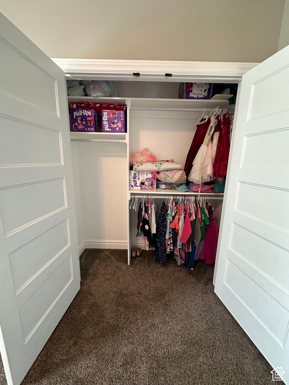 Roosevelt, Utah, 84066, United States, 6 Bedrooms Bedrooms, ,3 BathroomsBathrooms,Residential,For Sale,1976583