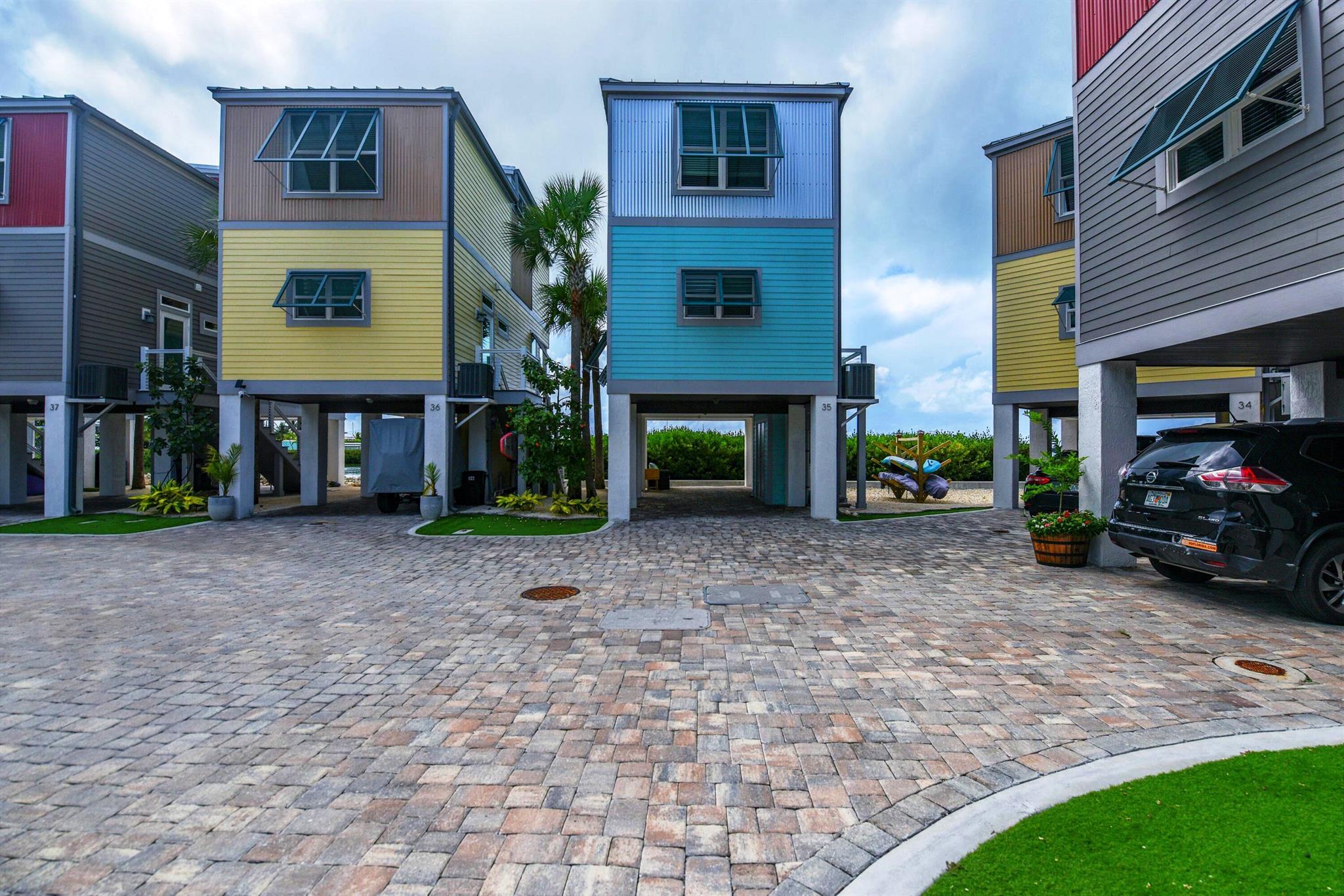 Marathon, Florida, 33050, United States, 2 Bedrooms Bedrooms, ,2 BathroomsBathrooms,Residential,For Sale,2001669