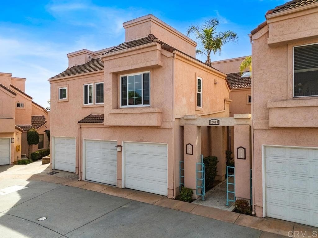 El Cajon, California, 92019, United States, 2 Bedrooms Bedrooms, ,2 BathroomsBathrooms,Residential,For Sale,1992945