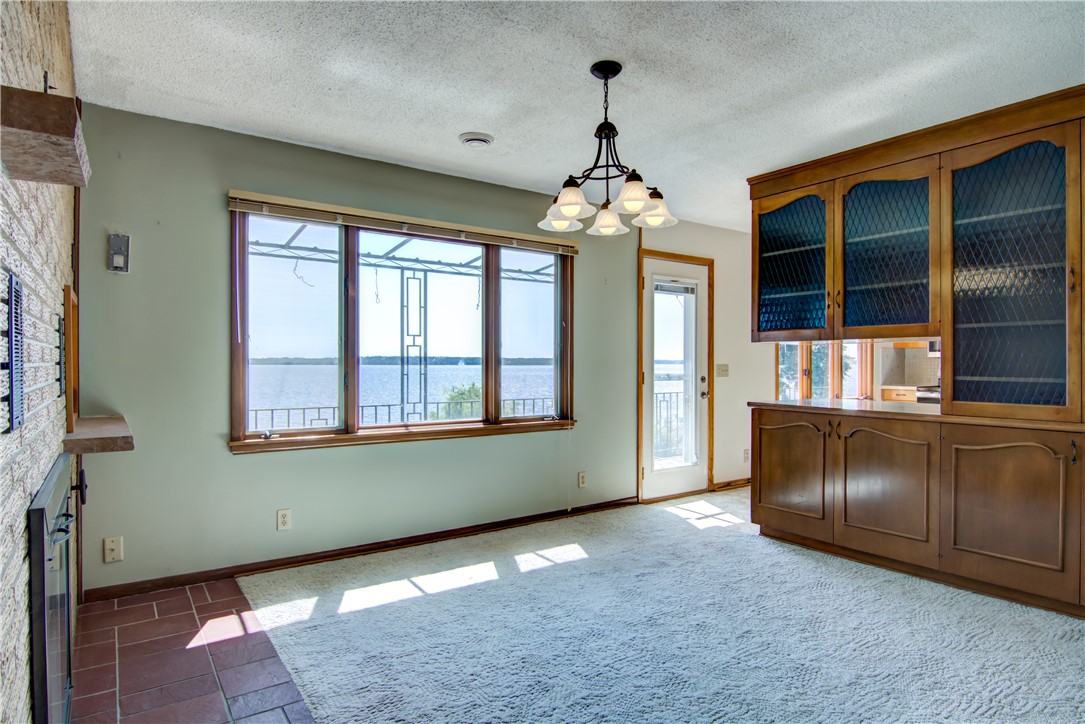 Chippewa Falls, Wisconsin, 54729, United States, 3 Bedrooms Bedrooms, ,3 BathroomsBathrooms,Residential,For Sale,1977760