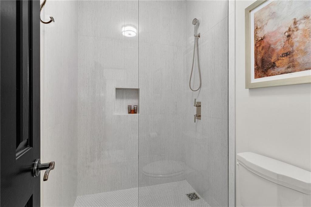 Atlanta, Georgia, 30328, United States, 3 Bedrooms Bedrooms, ,4 BathroomsBathrooms,Residential,For Sale,1994391