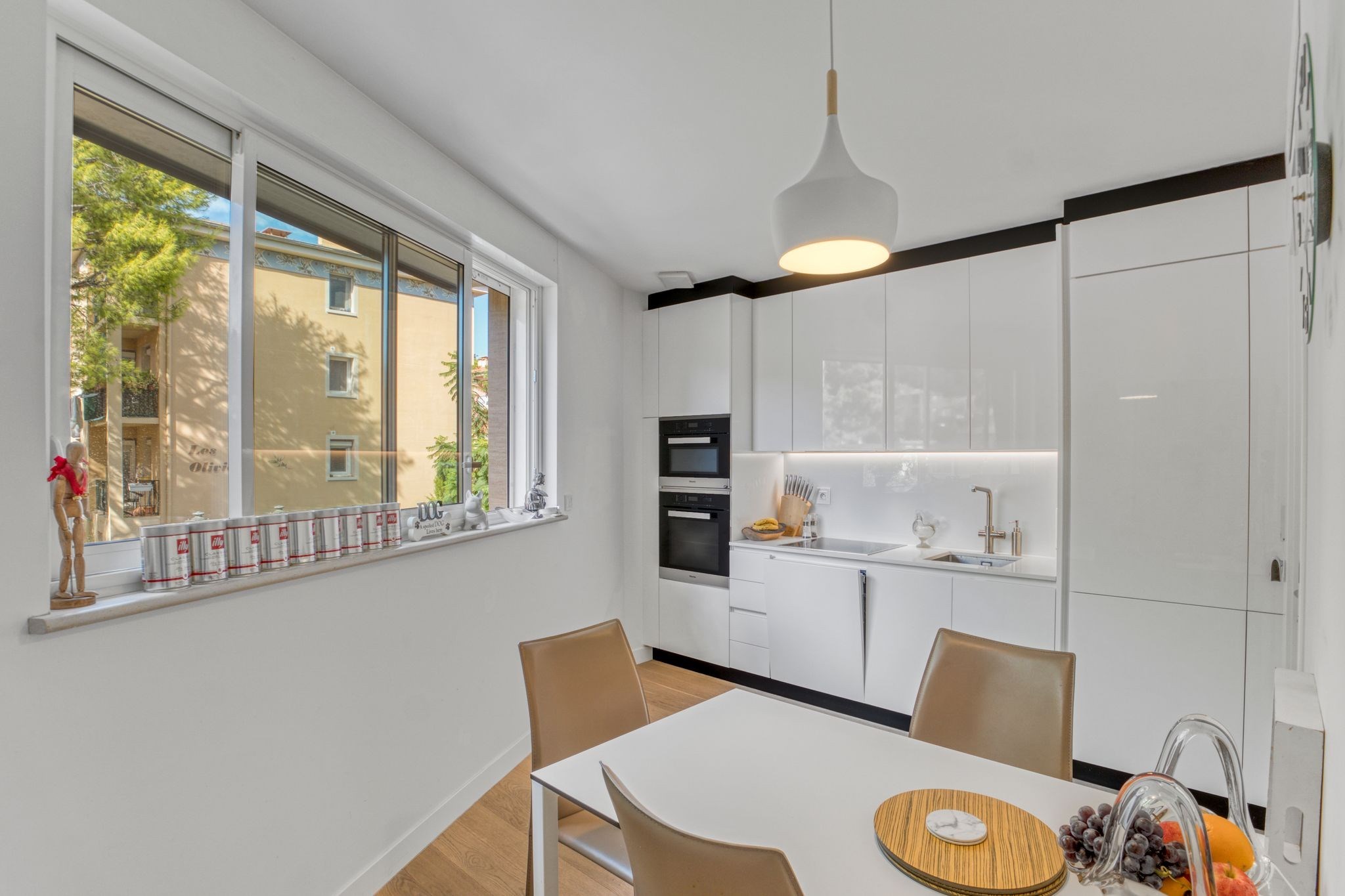  For Sale this stunning apartment in the centre of St Jean Cap Ferrat - 物件實景
