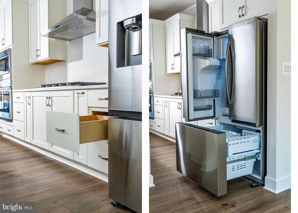 Ashburn, Virginia, 20148, United States, 3 Bedrooms Bedrooms, ,4 BathroomsBathrooms,Residential,For Sale,1975245