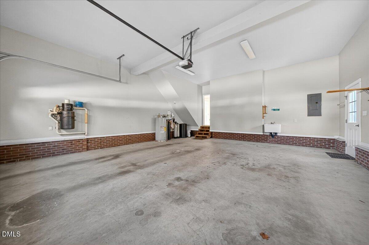 Raleigh, North Carolina, 27603, United States, 3 Bedrooms Bedrooms, ,4 BathroomsBathrooms,Residential,For Sale,1995436