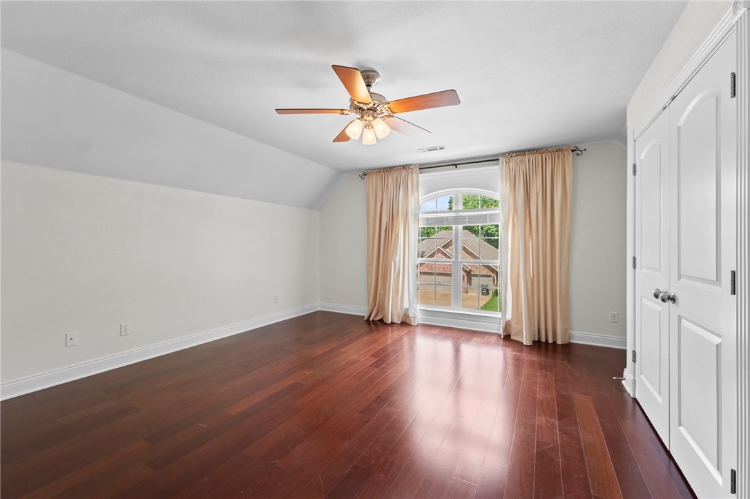 Fayetteville, Arkansas, 72701, United States, 5 Bedrooms Bedrooms, ,4 BathroomsBathrooms,Residential,For Sale,1838012