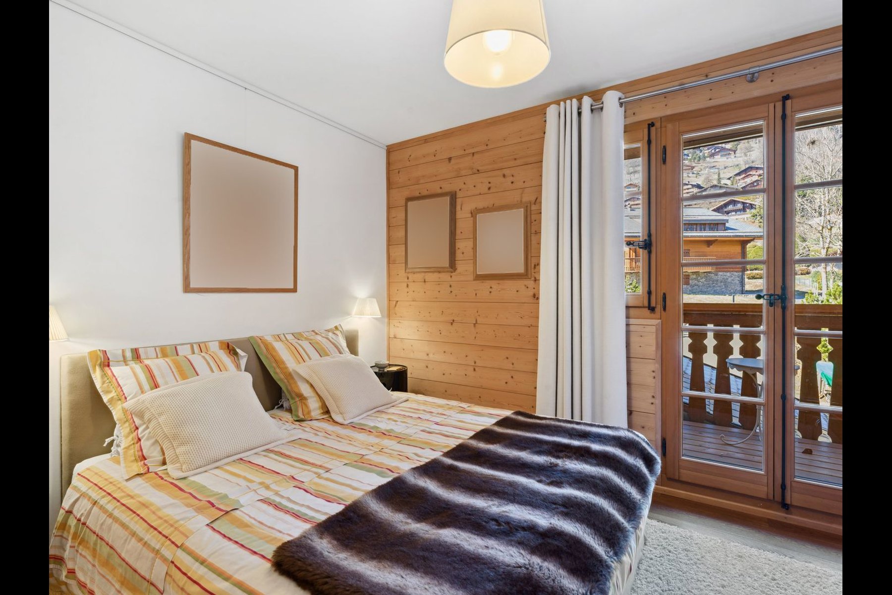  Chic & Cozy 4.5p with fireplace, balconies, view, spa, 2 parkings - 物件實景