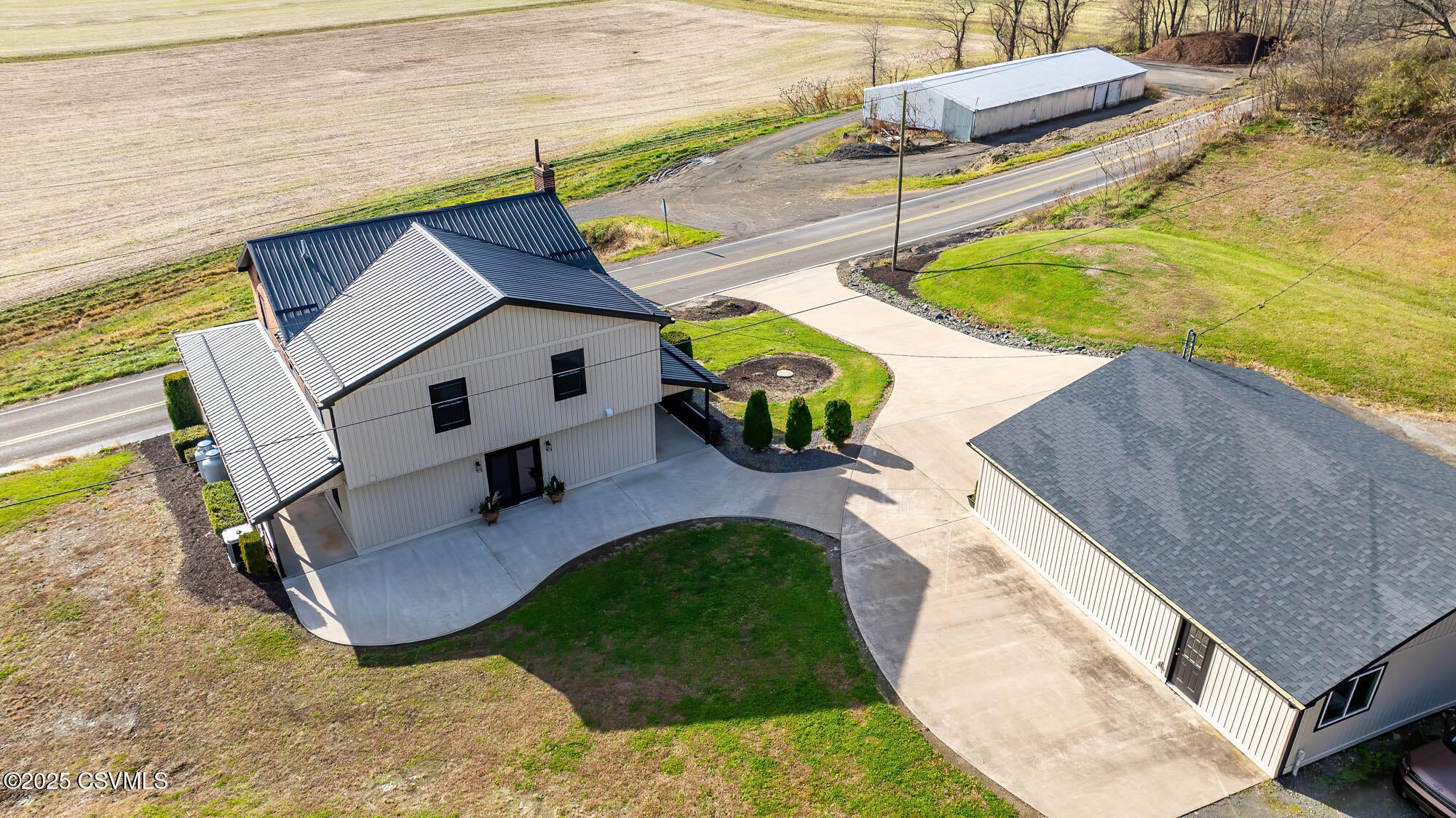 Berwick, Pennsylvania, 18603, United States, 4 Bedrooms Bedrooms, ,2 BathroomsBathrooms,Residential,For Sale,1993834