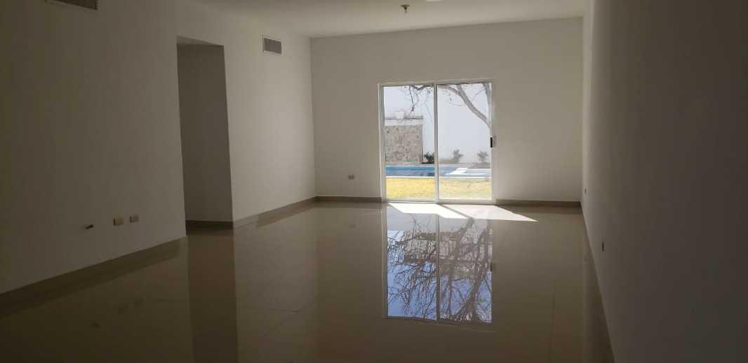 PIMENTON, Torreón, Coahuila de Zaragoza, 27400, Mexico, 3 Bedrooms Bedrooms, ,2 BathroomsBathrooms,Residential,For Sale,PIMENTON,1235211