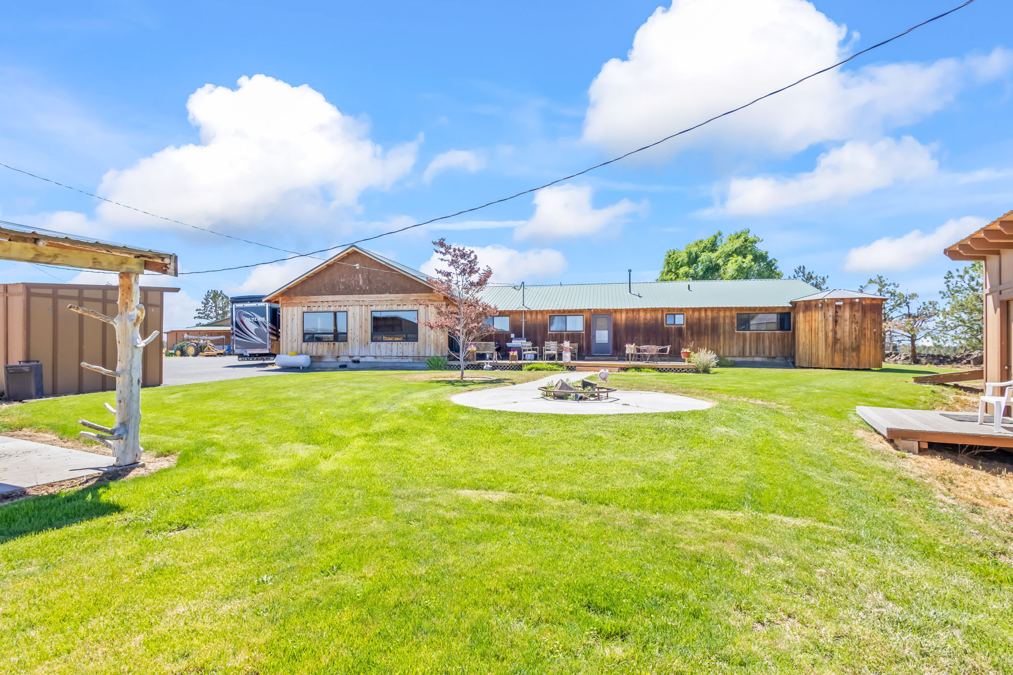 3068SW Reif Rd., Powell Butte, Oregon, 97753, United States, ,4 BathroomsBathrooms,Farm And Agriculture,For Sale,3068SW Reif Rd.,1589447