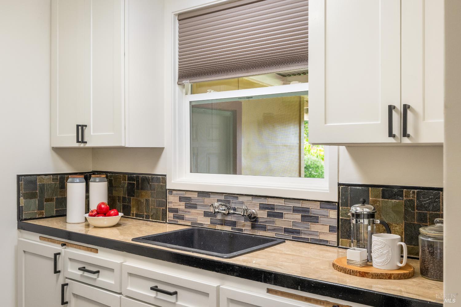 Napa, California, 94558, United States, 2 Bedrooms Bedrooms, ,1 BathroomBathrooms,Residential,For Sale,1947582