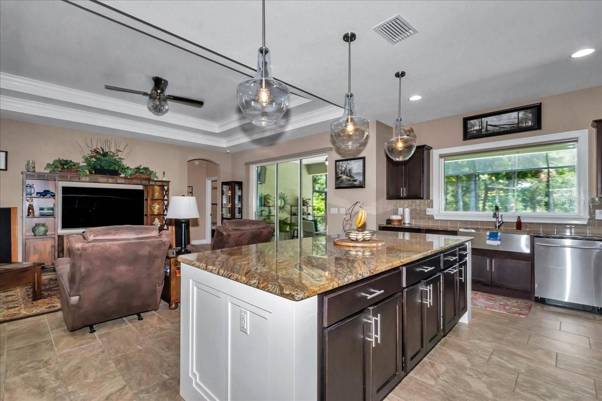 OCALA, Florida, 34476, United States, 3 Bedrooms Bedrooms, ,2 BathroomsBathrooms,Residential,For Sale,1901934