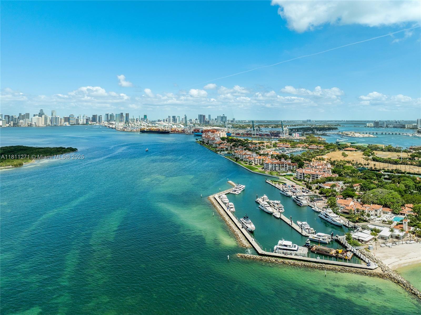 Miami Beach, Florida, 33109, United States, 4 Bedrooms Bedrooms, ,4 BathroomsBathrooms,Residential,For Sale,1837021