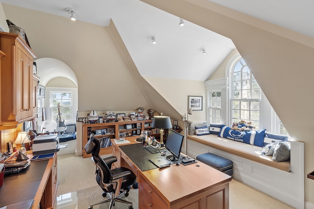 Concord, Massachusetts, 01742, United States, 5 Bedrooms Bedrooms, ,8 BathroomsBathrooms,Residential,For Sale,1932676