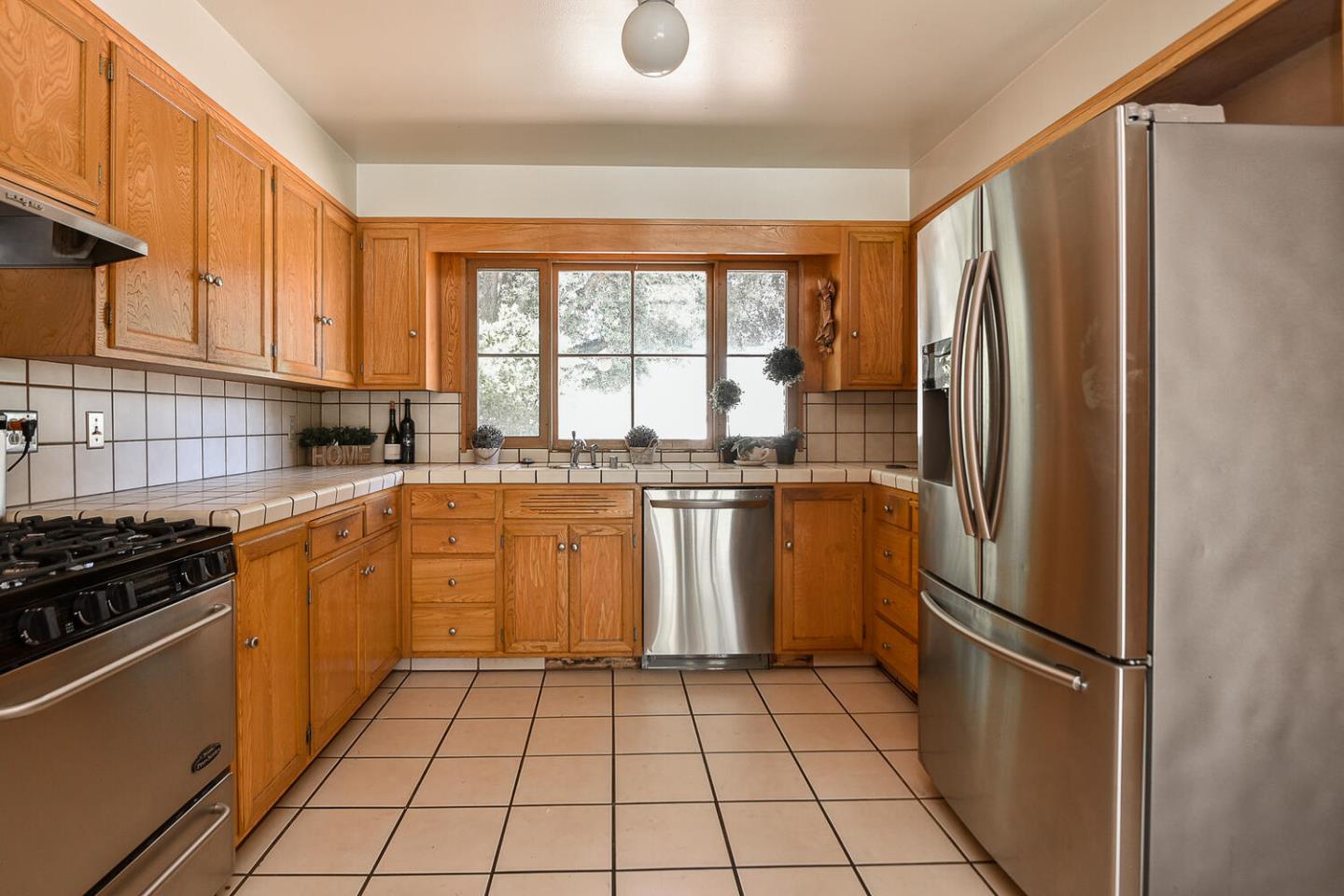 San Jose - Willow Glen, California, 95125, United States, 3 Bedrooms Bedrooms, ,2 BathroomsBathrooms,Residential,For Sale,1740132