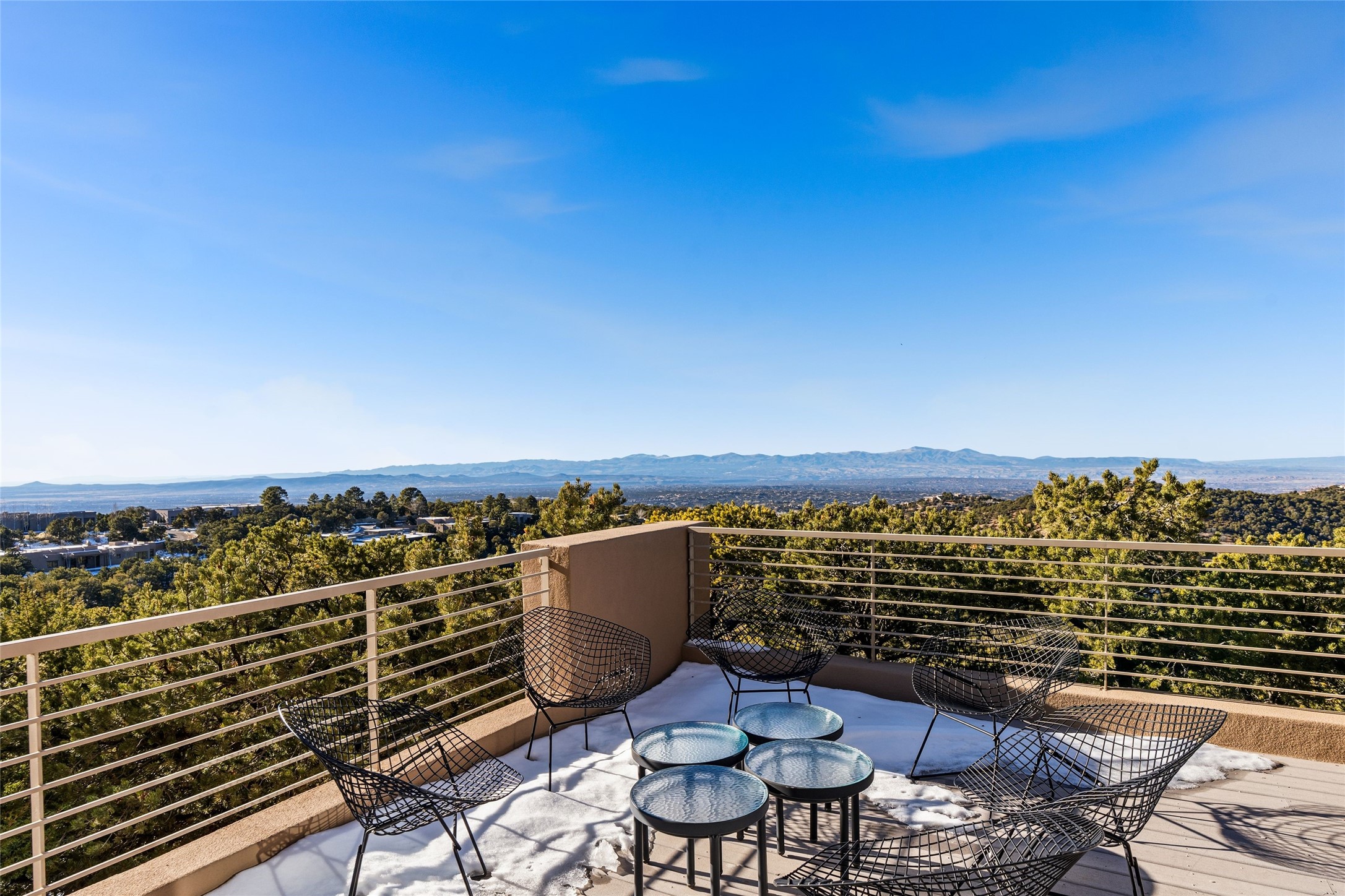  1135 S Summit Drive - 物件實景