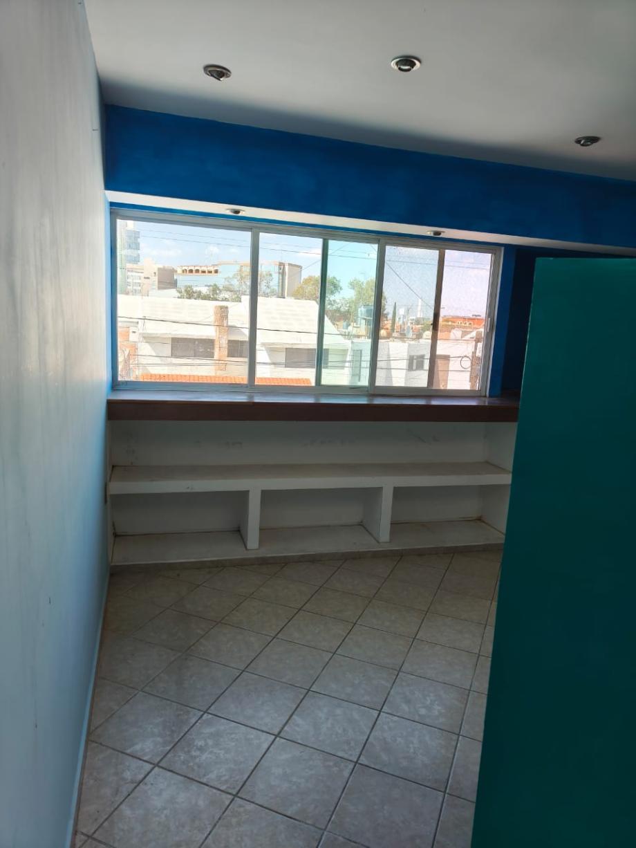 Loma Dorada, San Luis Potosí, San Luis Potosí, 78215, Mexico, 2 Bedrooms Bedrooms, ,3 BathroomsBathrooms,Residential,For Sale,Loma Dorada,1672502