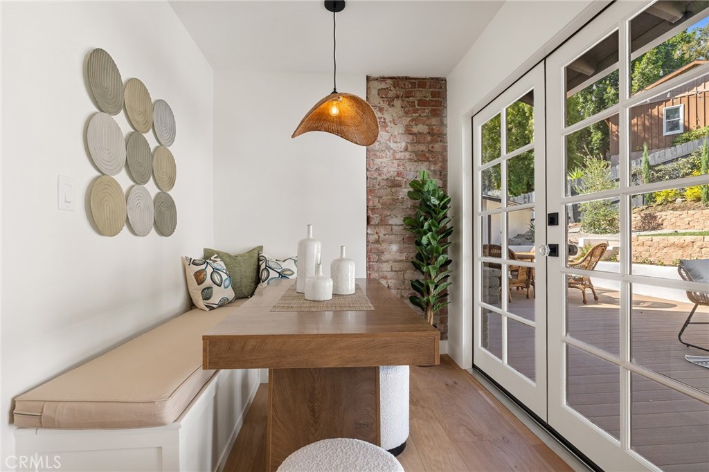 Pasadena, California, 91105, United States, 3 Bedrooms Bedrooms, ,3 BathroomsBathrooms,Residential,For Sale,1941593