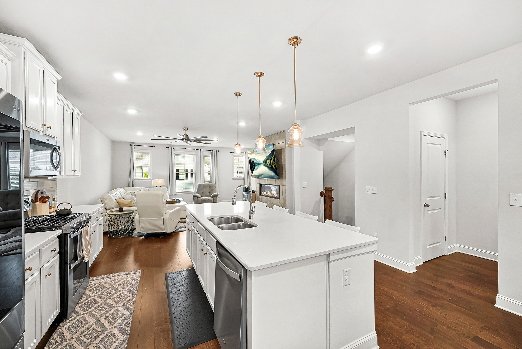  Beautifully Appointed Townhome in Downtown Duluth - 物件實景