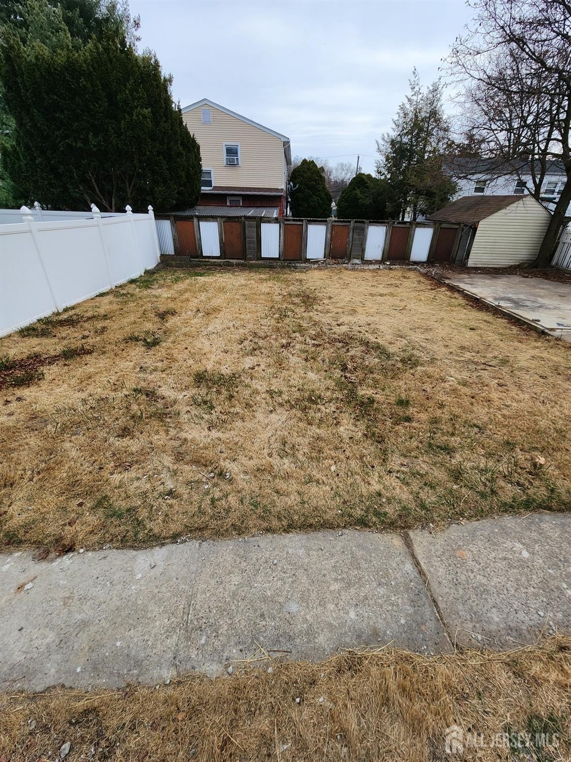 Sayreville, New Jersey, 08879, United States, 4 Bedrooms Bedrooms, ,2 BathroomsBathrooms,Residential,For Sale,2005384