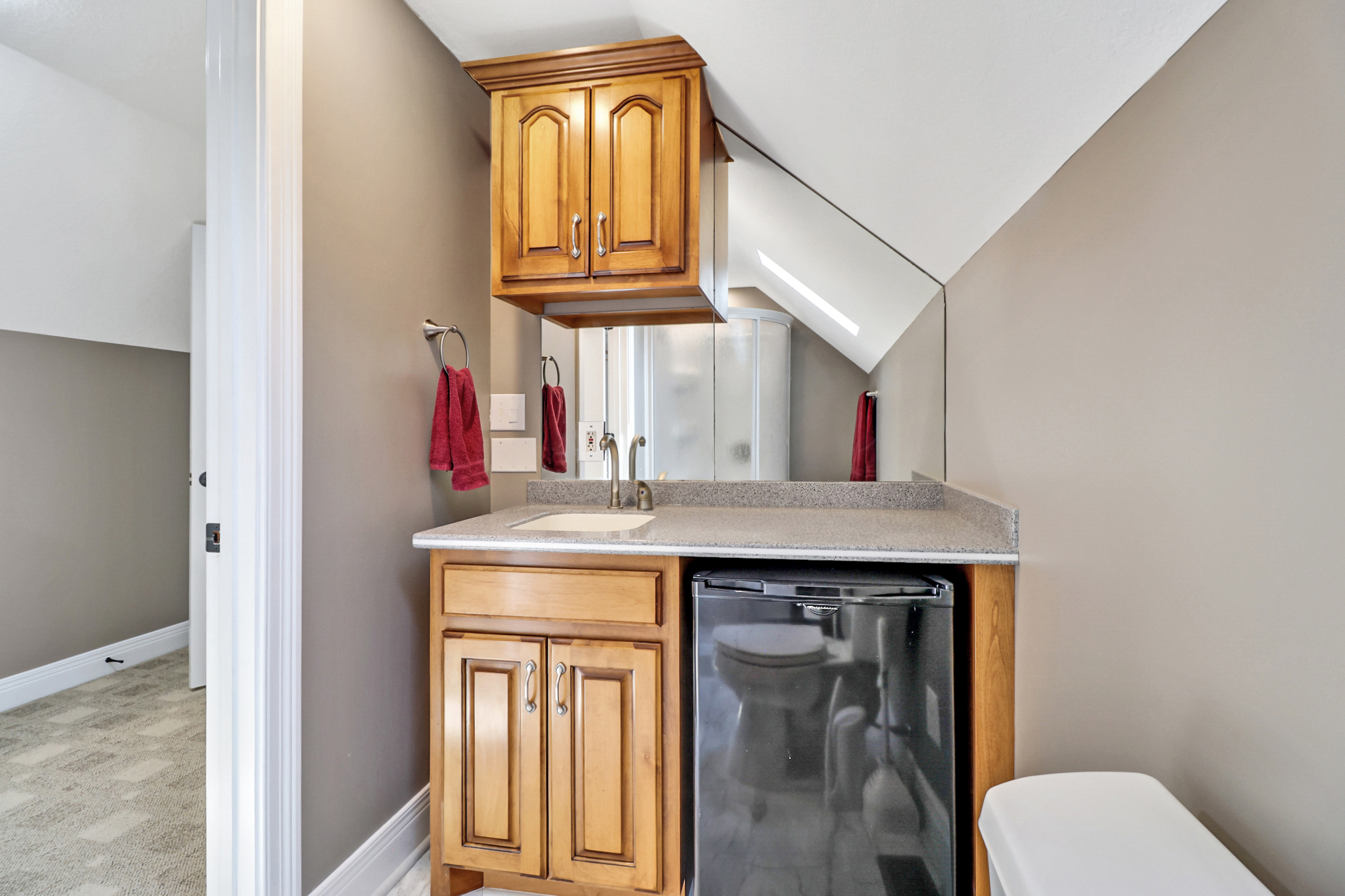 Crossville, Tennessee, 38558, United States, 4 Bedrooms Bedrooms, ,3 BathroomsBathrooms,Residential,For Sale,1976801