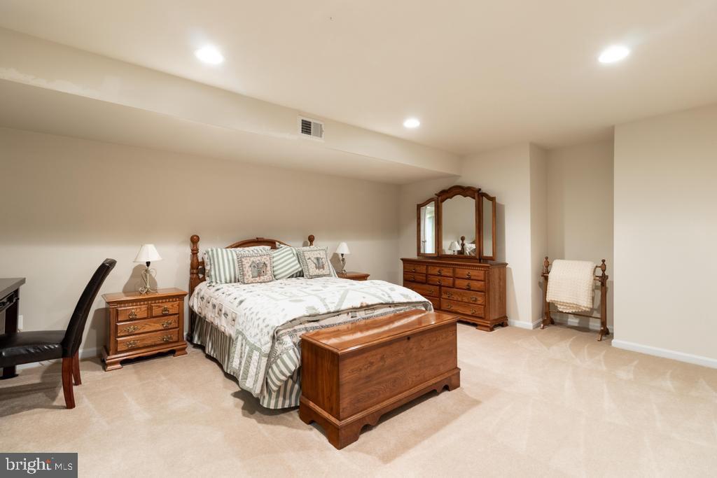 Waldorf, Maryland, 20602, United States, 4 Bedrooms Bedrooms, ,4 BathroomsBathrooms,Residential,For Sale,2001200