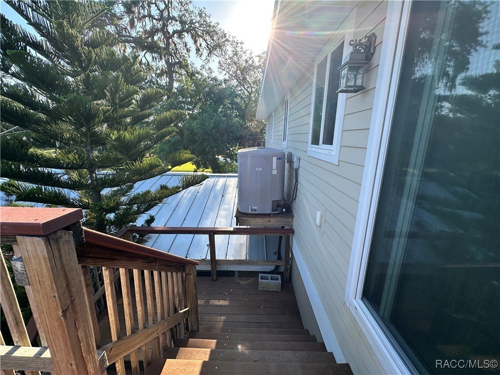 Crystal River, Florida, 34429, United States, 4 Bedrooms Bedrooms, ,3 BathroomsBathrooms,Residential,For Sale,1996734