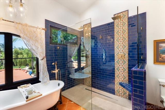 El Cajon, California, 92019, United States, 3 Bedrooms Bedrooms, ,4 BathroomsBathrooms,Residential,For Sale,1872864