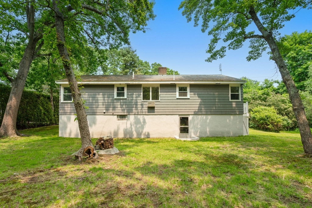 Needham, Massachusetts, 02492, United States, 3 Bedrooms Bedrooms, ,2 BathroomsBathrooms,Residential,For Sale,1847293