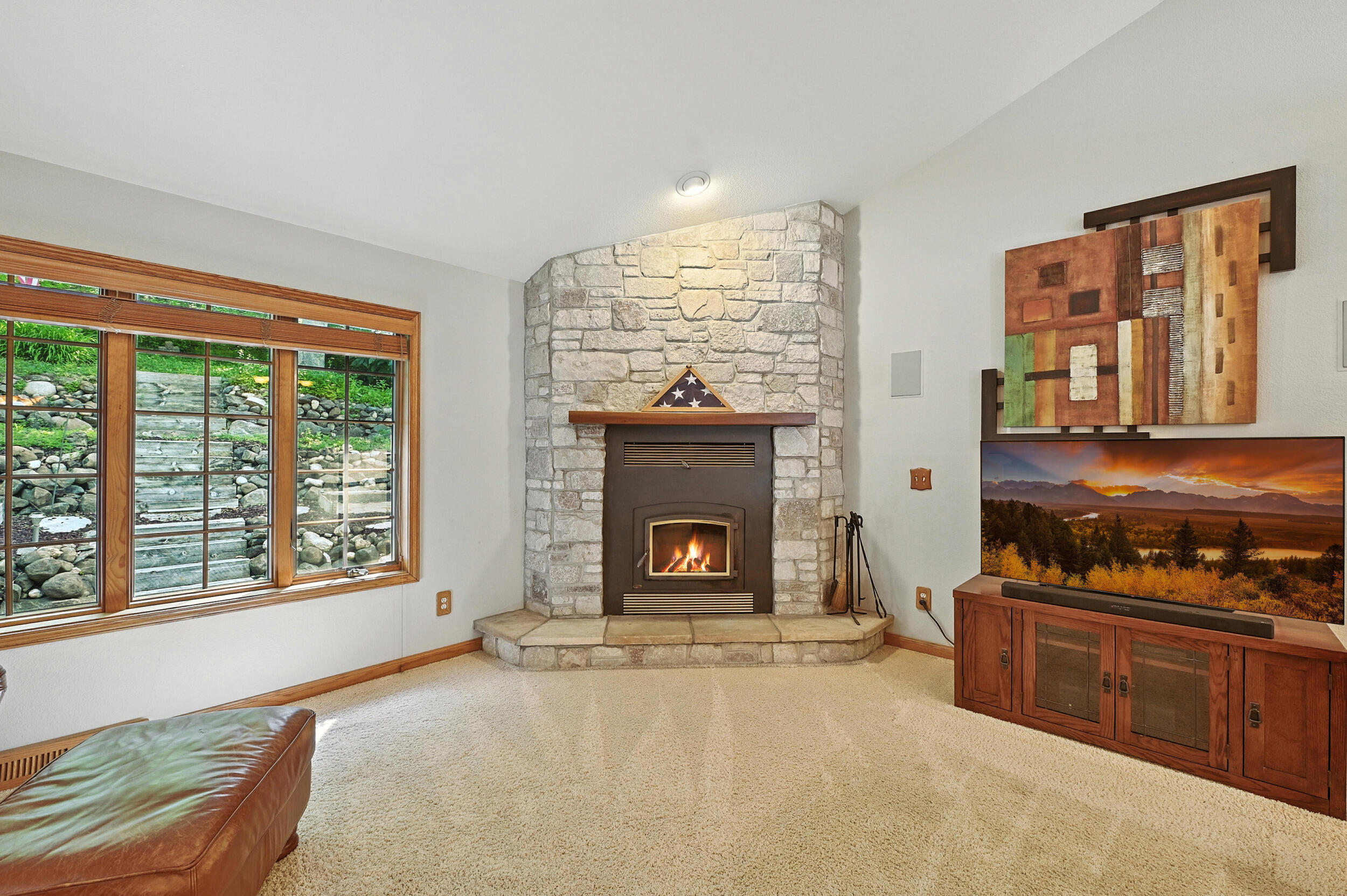 Slinger, Wisconsin, 53086, United States, 4 Bedrooms Bedrooms, ,3 BathroomsBathrooms,Residential,For Sale,1940965