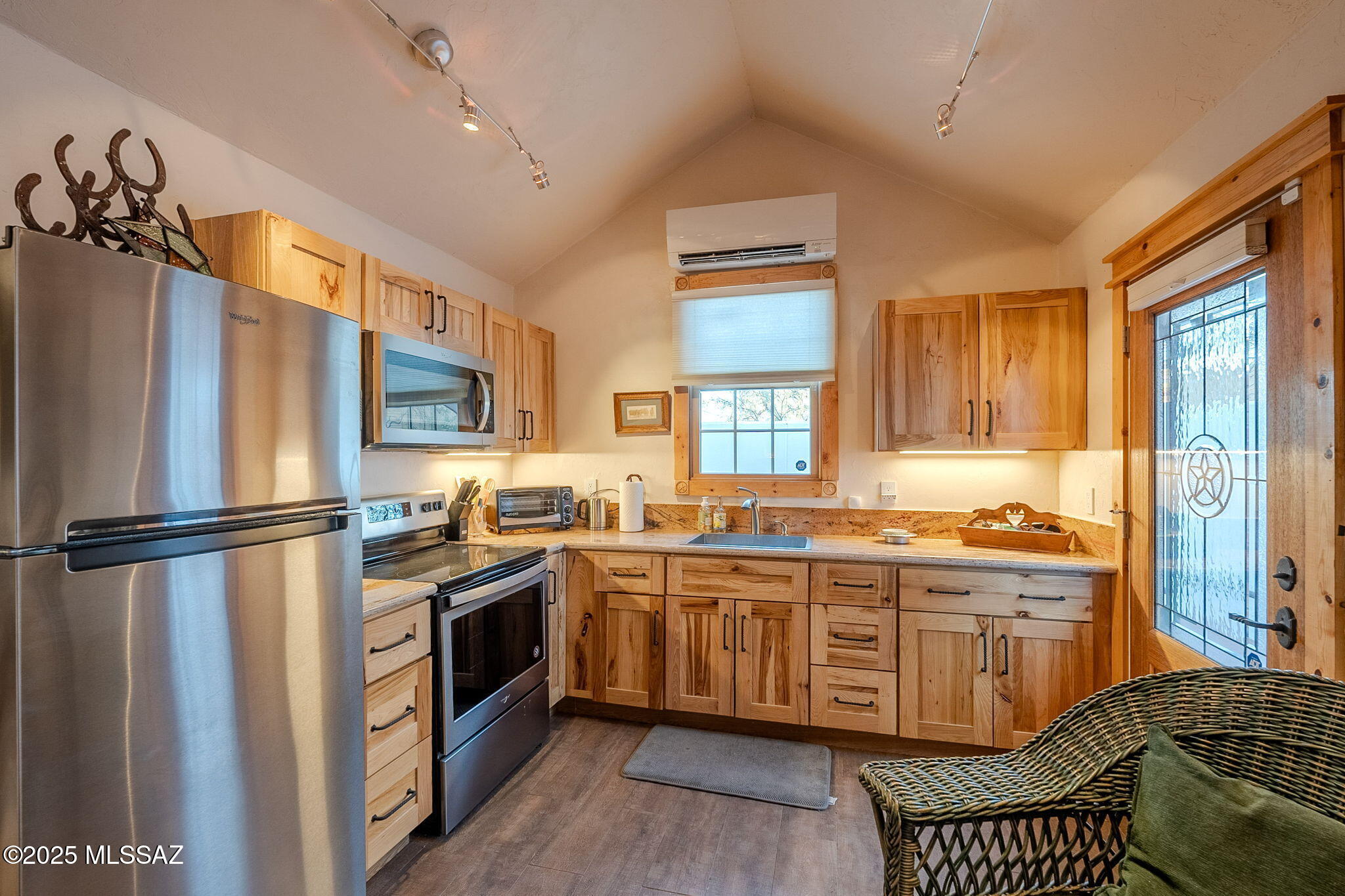 Tucson, Arizona, 85719, United States, 5 Bedrooms Bedrooms, ,5 BathroomsBathrooms,Residential,For Sale,1778389
