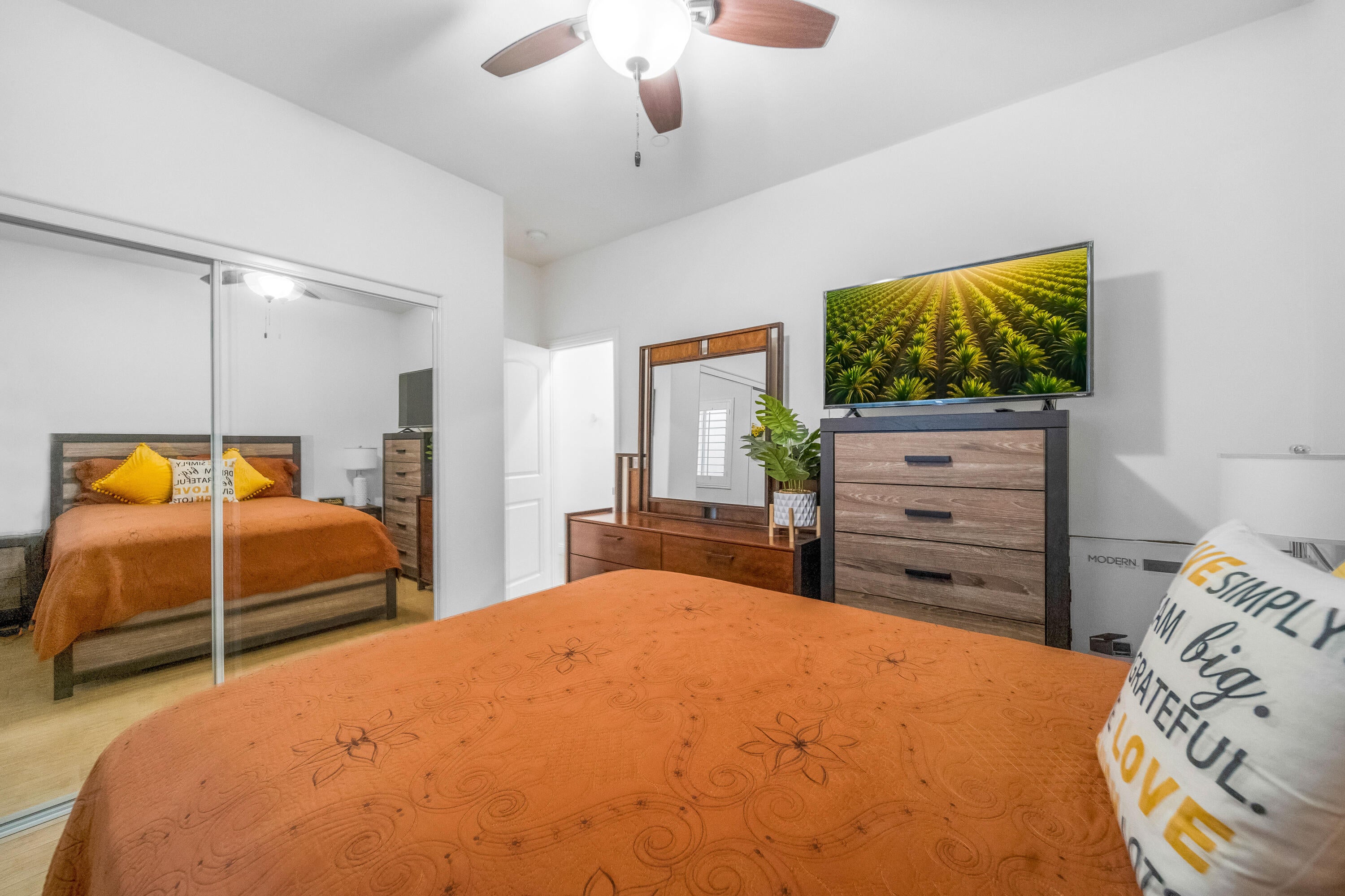 Thermal, California, 92274, United States, 3 Bedrooms Bedrooms, ,4 BathroomsBathrooms,Residential,For Sale,2006584