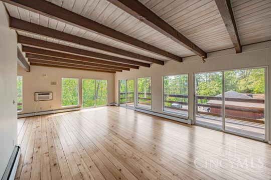 Milford, Ohio, 45150, United States, 4 Bedrooms Bedrooms, ,3 BathroomsBathrooms,Residential,For Sale,1989333