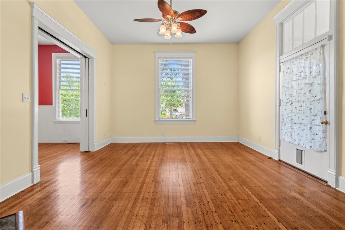 Hartsville, South Carolina, 29550, United States, 4 Bedrooms Bedrooms, ,4 BathroomsBathrooms,Residential,For Sale,1820221