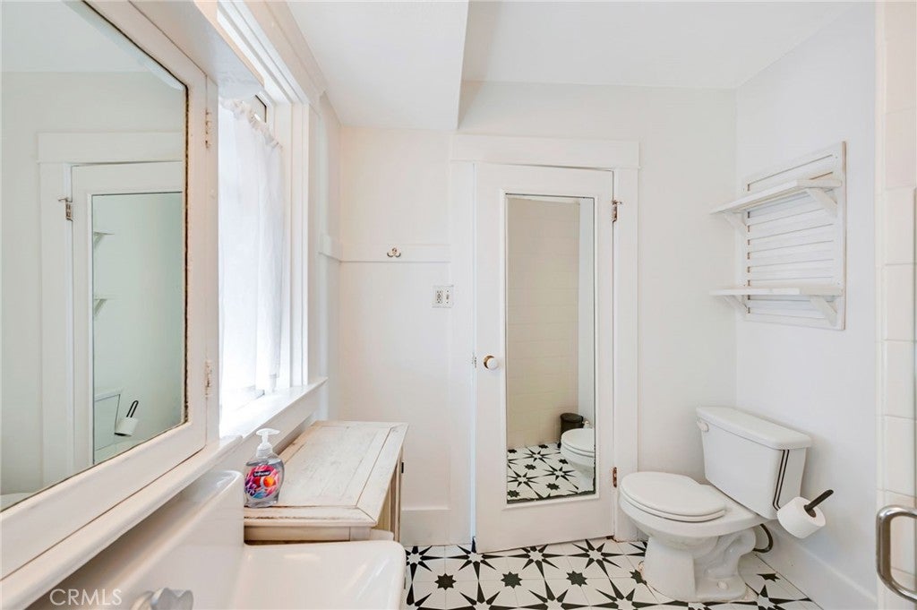 Los Angeles, California, 90031, United States, 3 Bedrooms Bedrooms, ,2 BathroomsBathrooms,Residential,For Sale,1862945