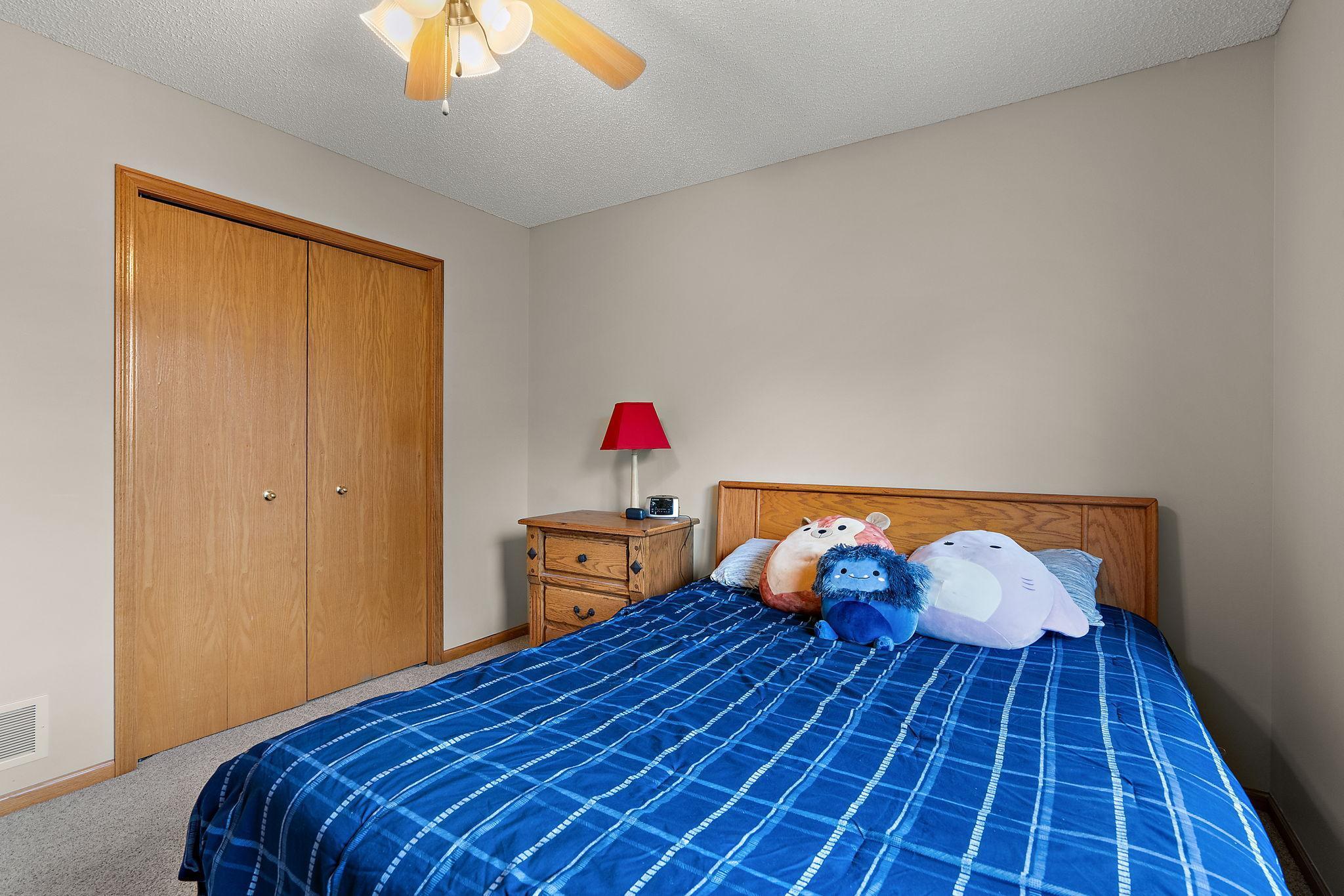 Oakdale, Minnesota, 55128, United States, 4 Bedrooms Bedrooms, ,4 BathroomsBathrooms,Residential,For Sale,1879213
