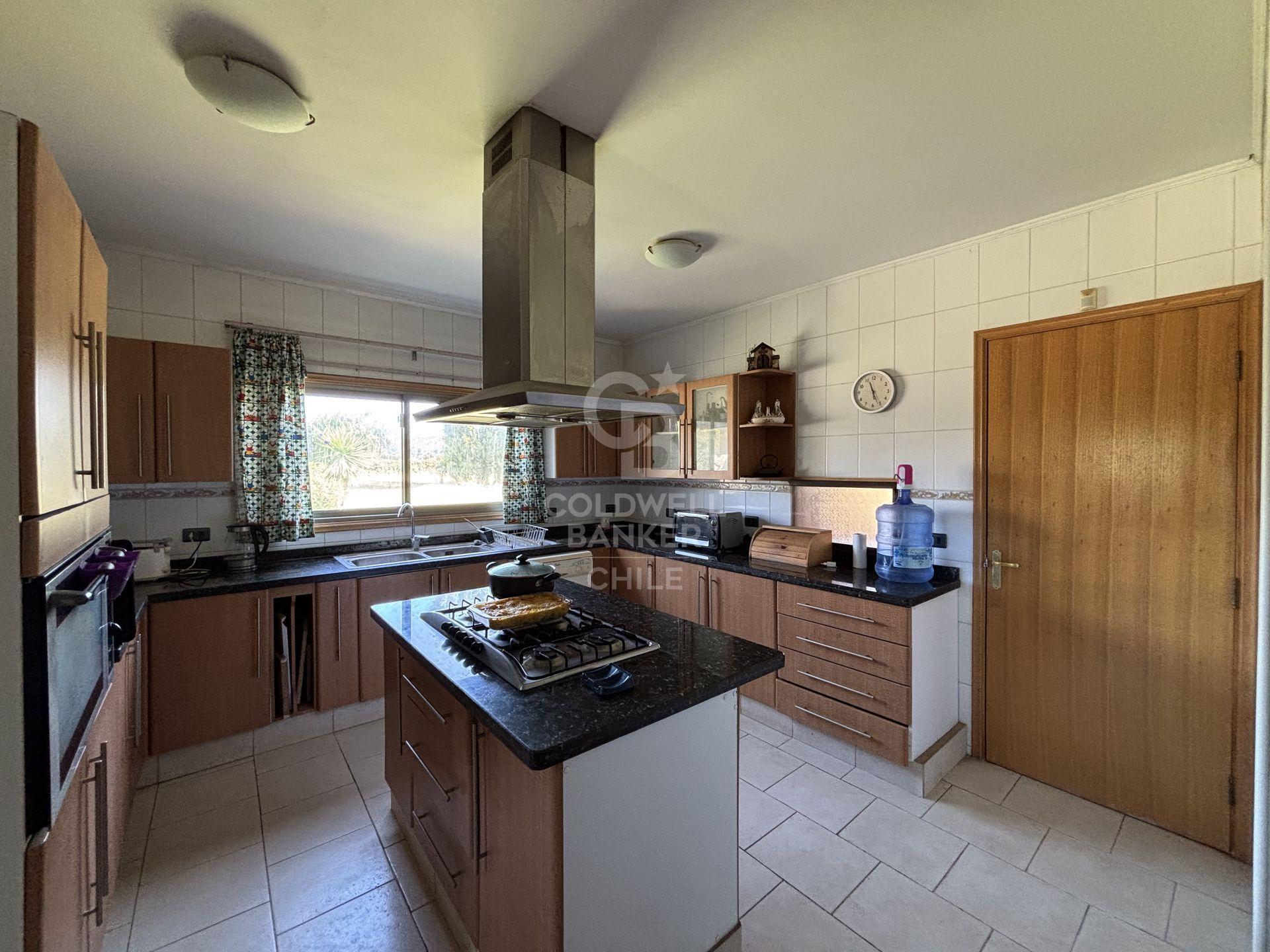 María Pinto, Chile, 4 Bedrooms Bedrooms, ,4 BathroomsBathrooms,Residential,For Sale,1684507