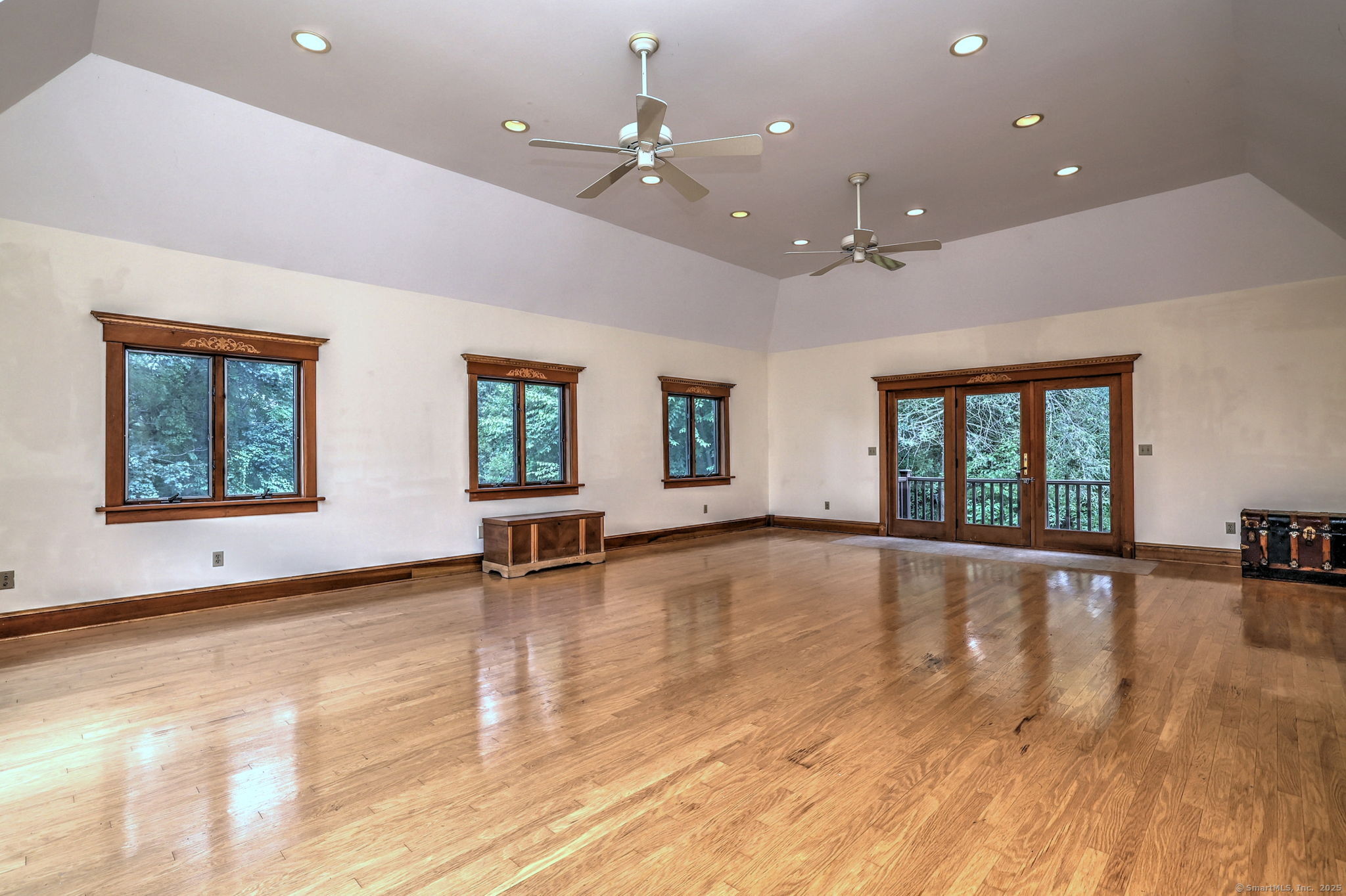 Bethany, Connecticut, 06524, United States, 4 Bedrooms Bedrooms, ,4 BathroomsBathrooms,Residential,For Sale,1905927