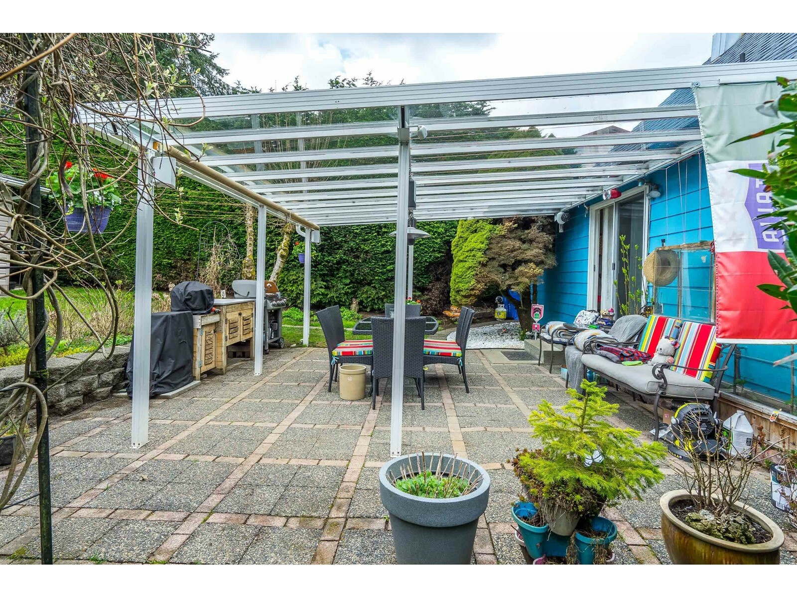 SURREY, British Columbia, V4A 5N3, CA, 3 Bedrooms Bedrooms, ,2 BathroomsBathrooms,Residential,For Sale,1838799