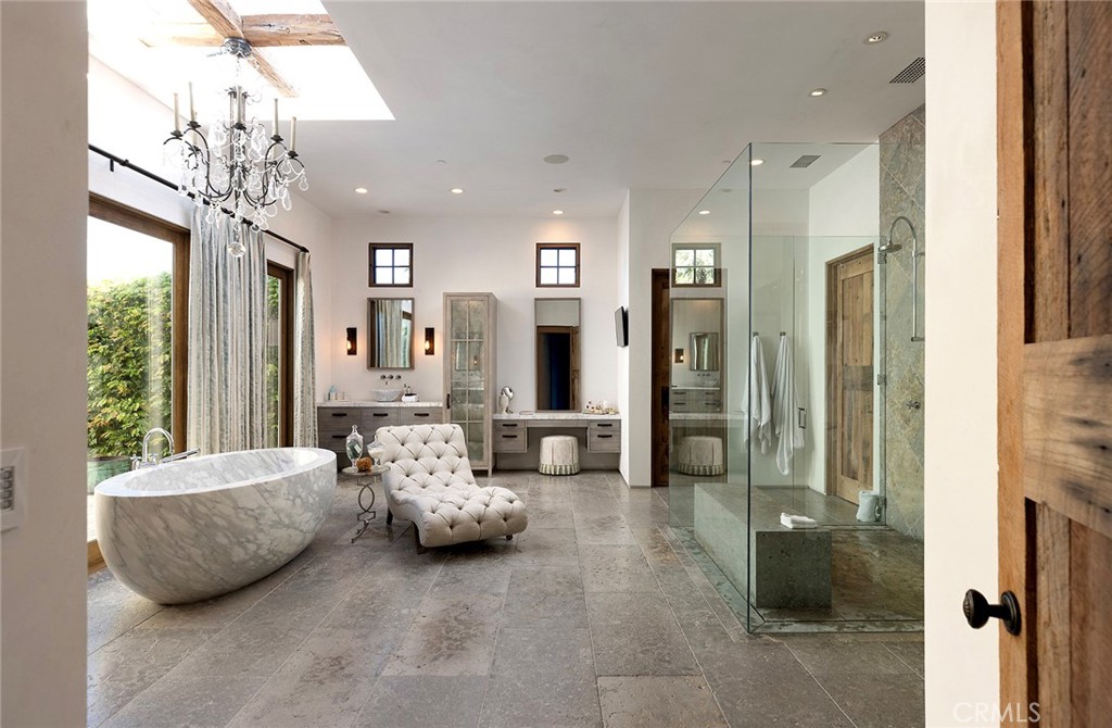 Indian Wells, California, 92210, United States, 5 Bedrooms Bedrooms, ,7 BathroomsBathrooms,Residential,For Sale,2001753