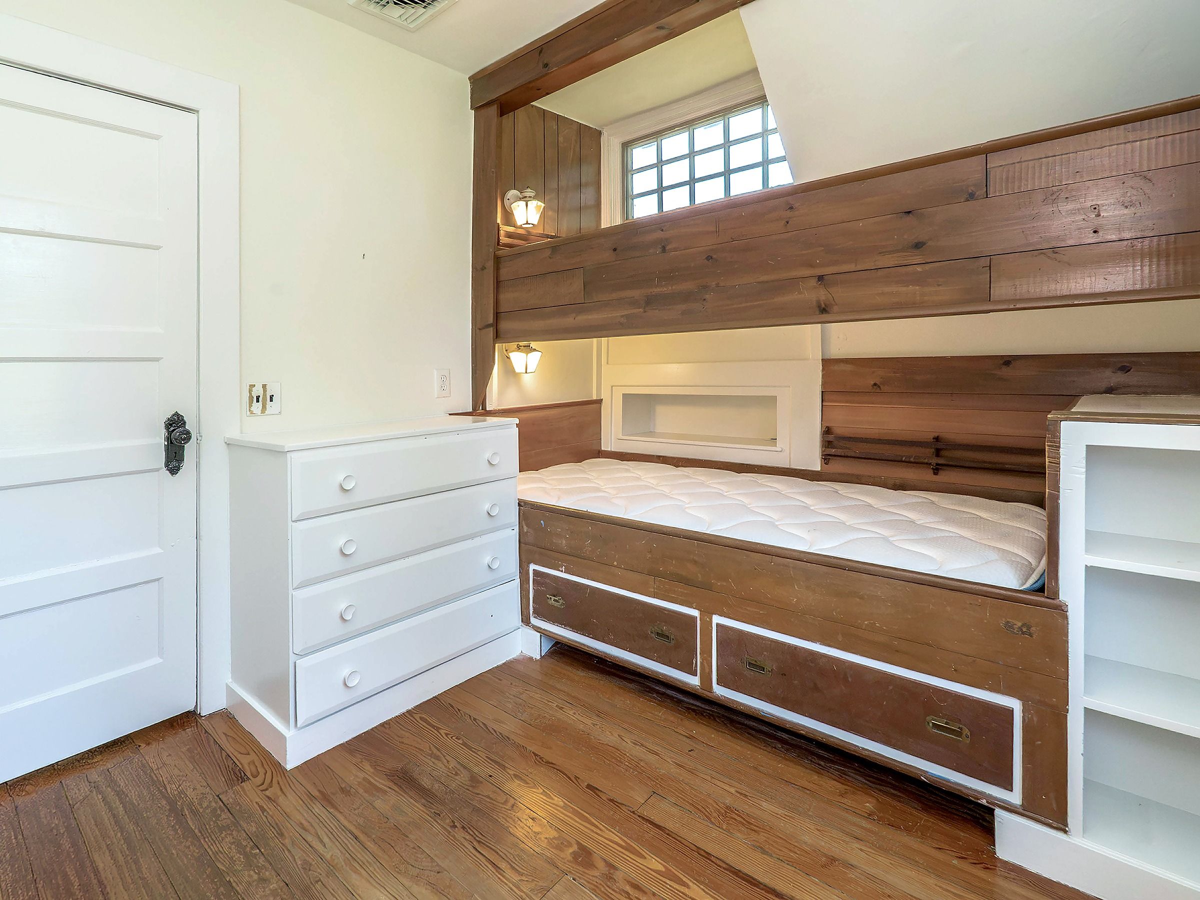  230 Littleworth Lane, Sea Cliff, NY, 11579 - 物件實景
