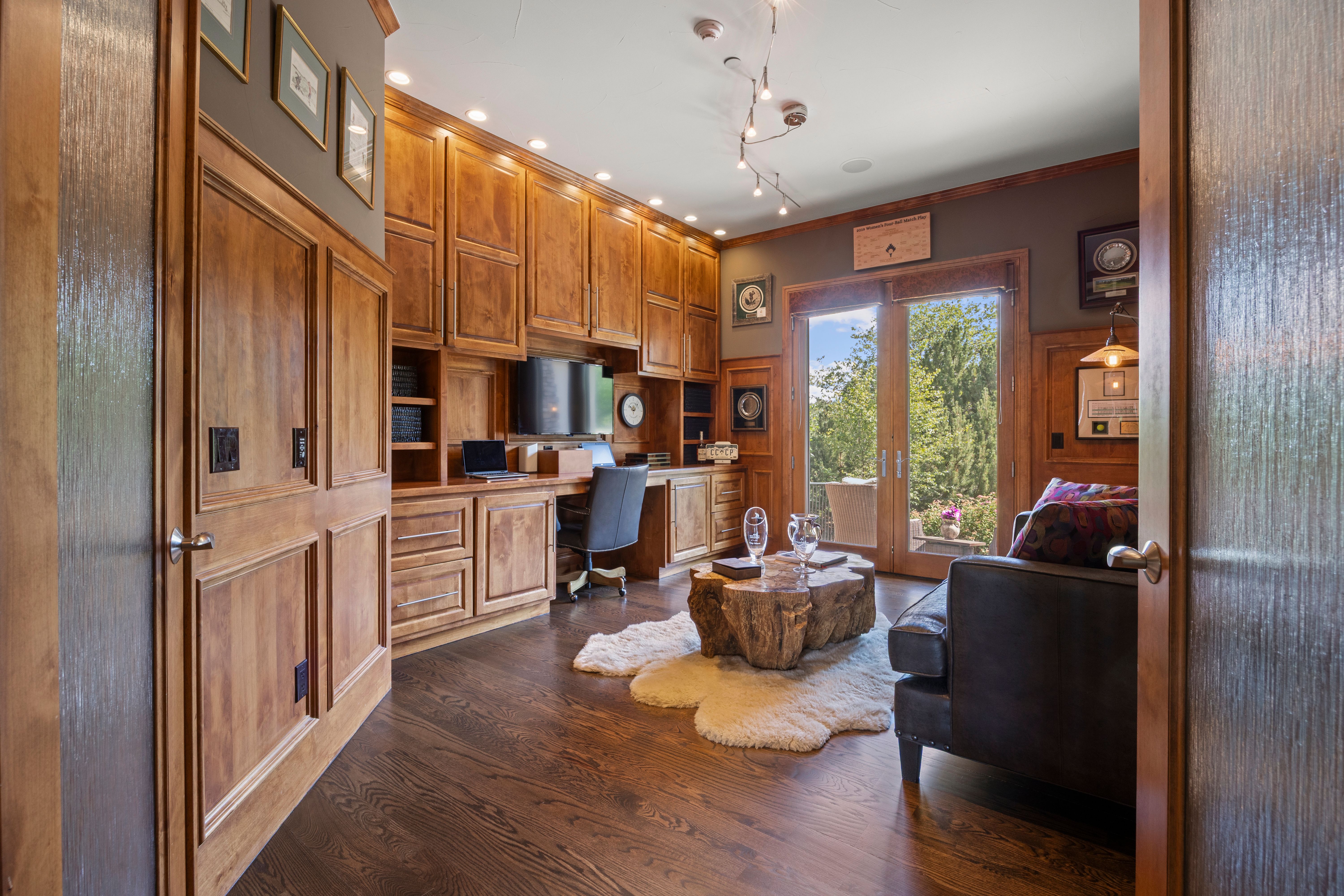  Tucked away on a quiet cul-de-sac in coveted Castle Pines Village - 物件實景