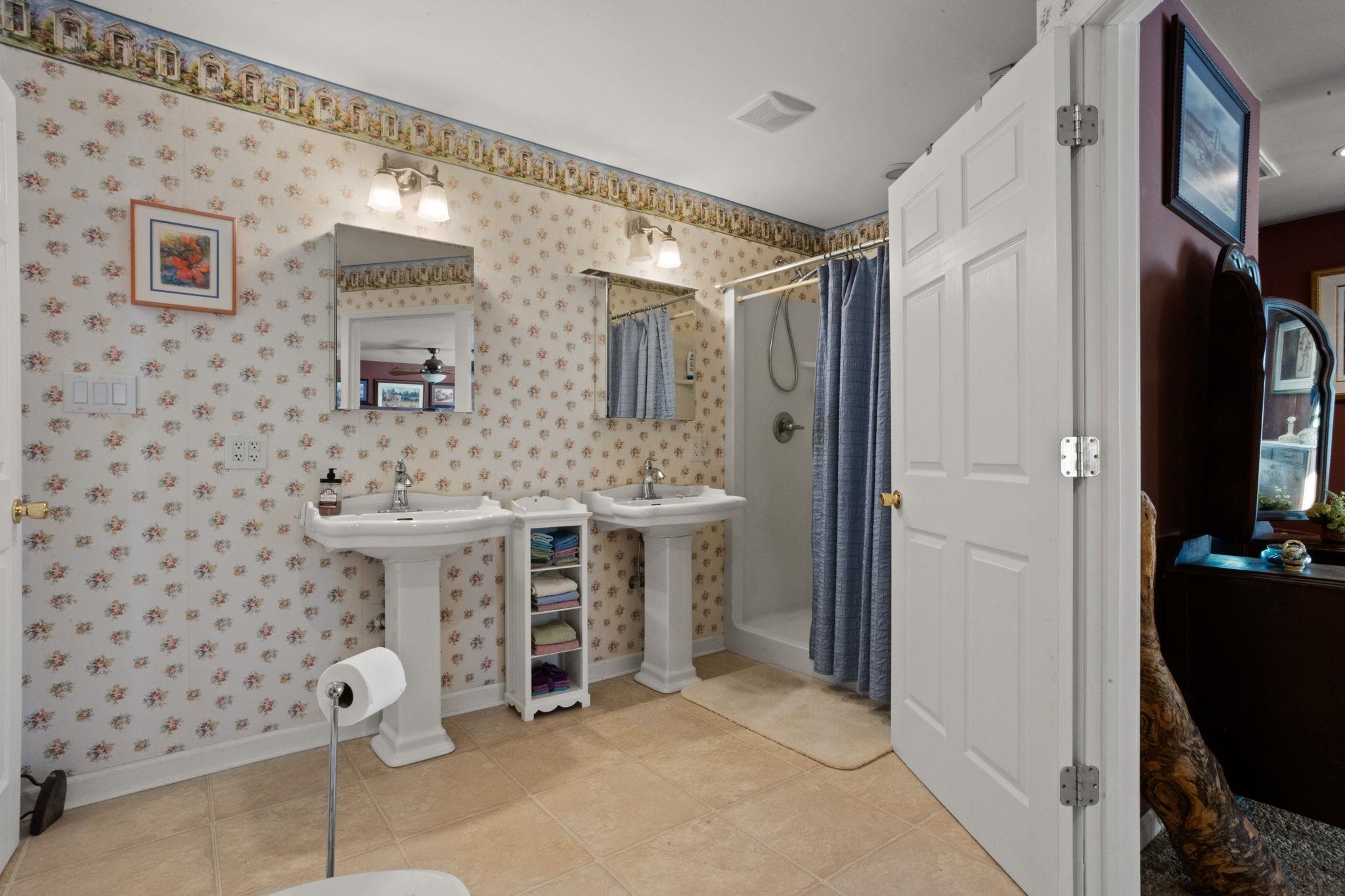 Inman, South Carolina, 29349, United States, 4 Bedrooms Bedrooms, ,3 BathroomsBathrooms,Residential,For Sale,2011764