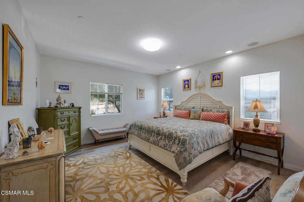 Newbury Park, California, 91320, United States, 3 Bedrooms Bedrooms, ,3 BathroomsBathrooms,Residential,For Sale,2048457