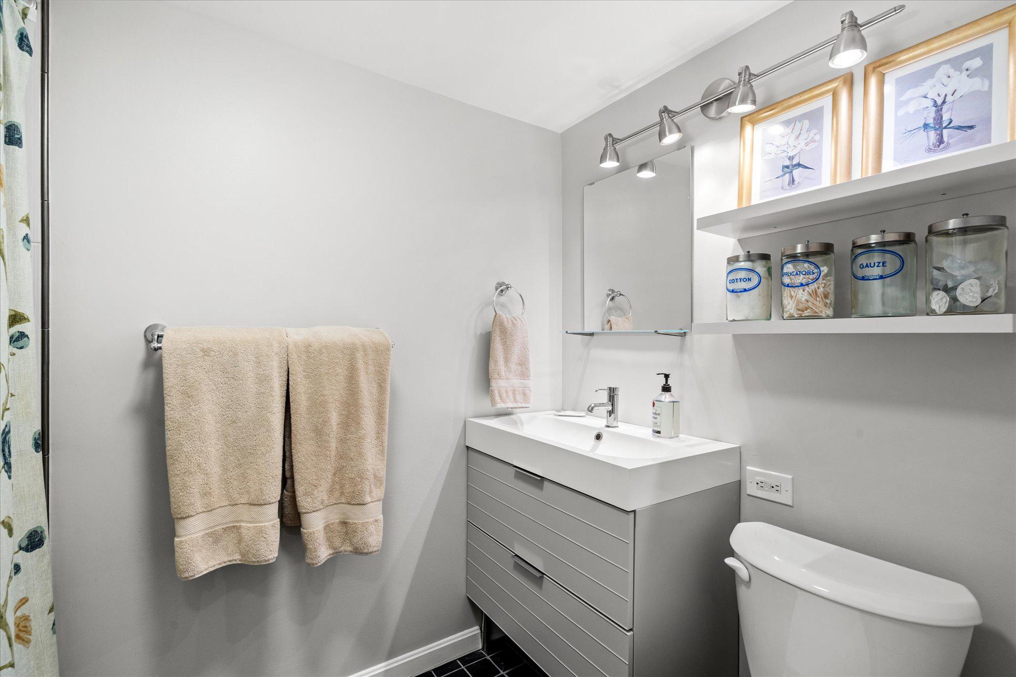  501 Slaters Lane, Alexandria, VA, 22314 - 物件實景