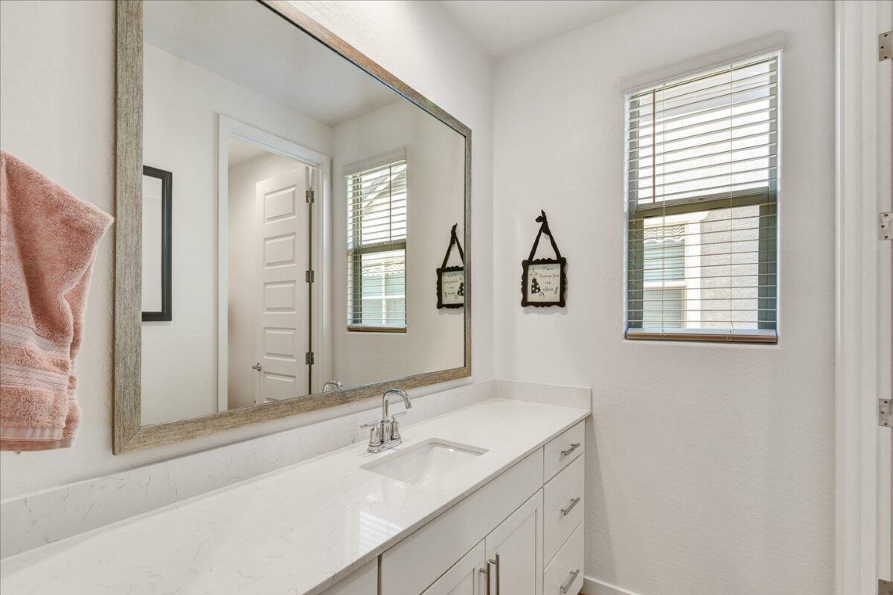  32068 N 125th Lane  Peoria, AZ - 物件實景