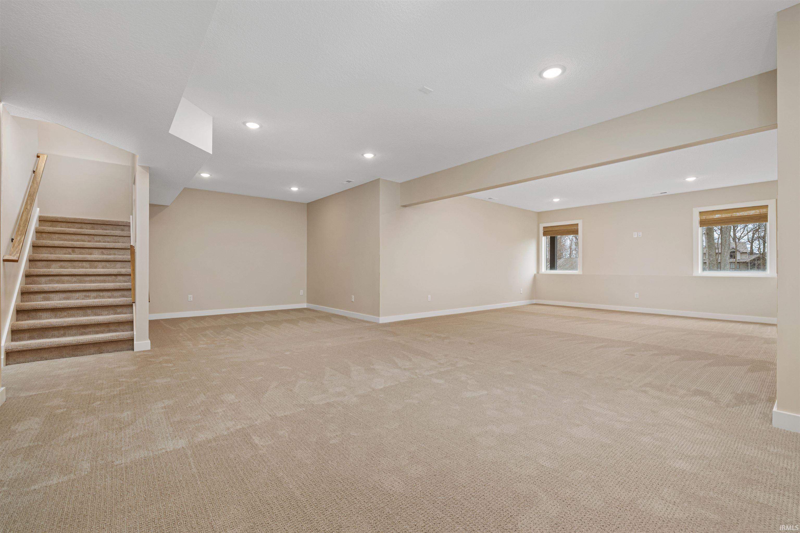 Leo, Indiana, 46765, United States, 5 Bedrooms Bedrooms, ,4 BathroomsBathrooms,Residential,For Sale,1981787