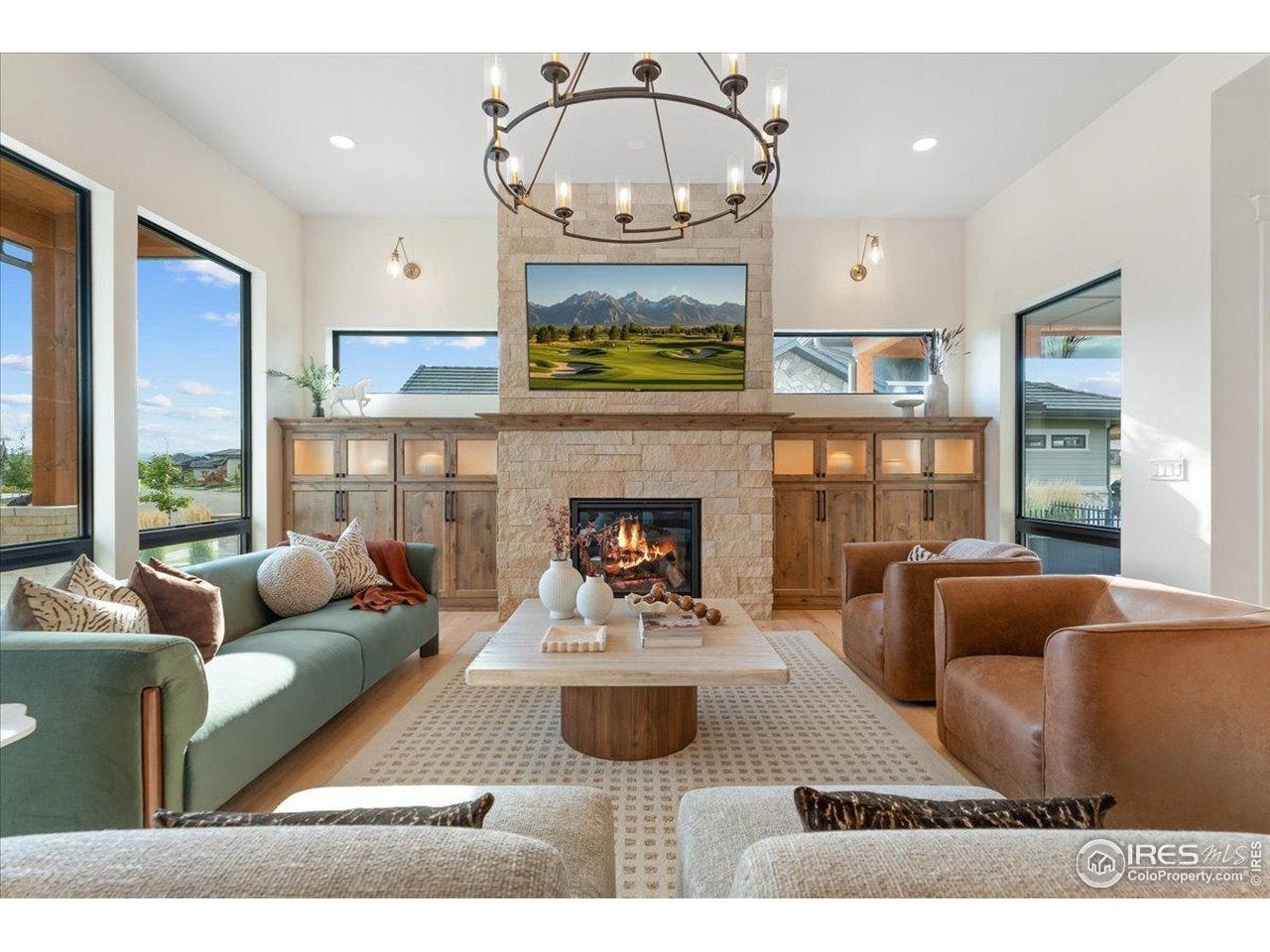 Berthoud, Colorado, 80513, United States, 4 Bedrooms Bedrooms, ,4 BathroomsBathrooms,Residential,For Sale,1910377