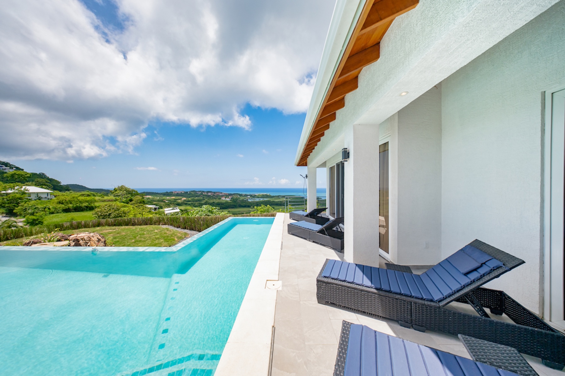  Stunning Coral Reef View Executive Home with Guesthouse - 物件實景