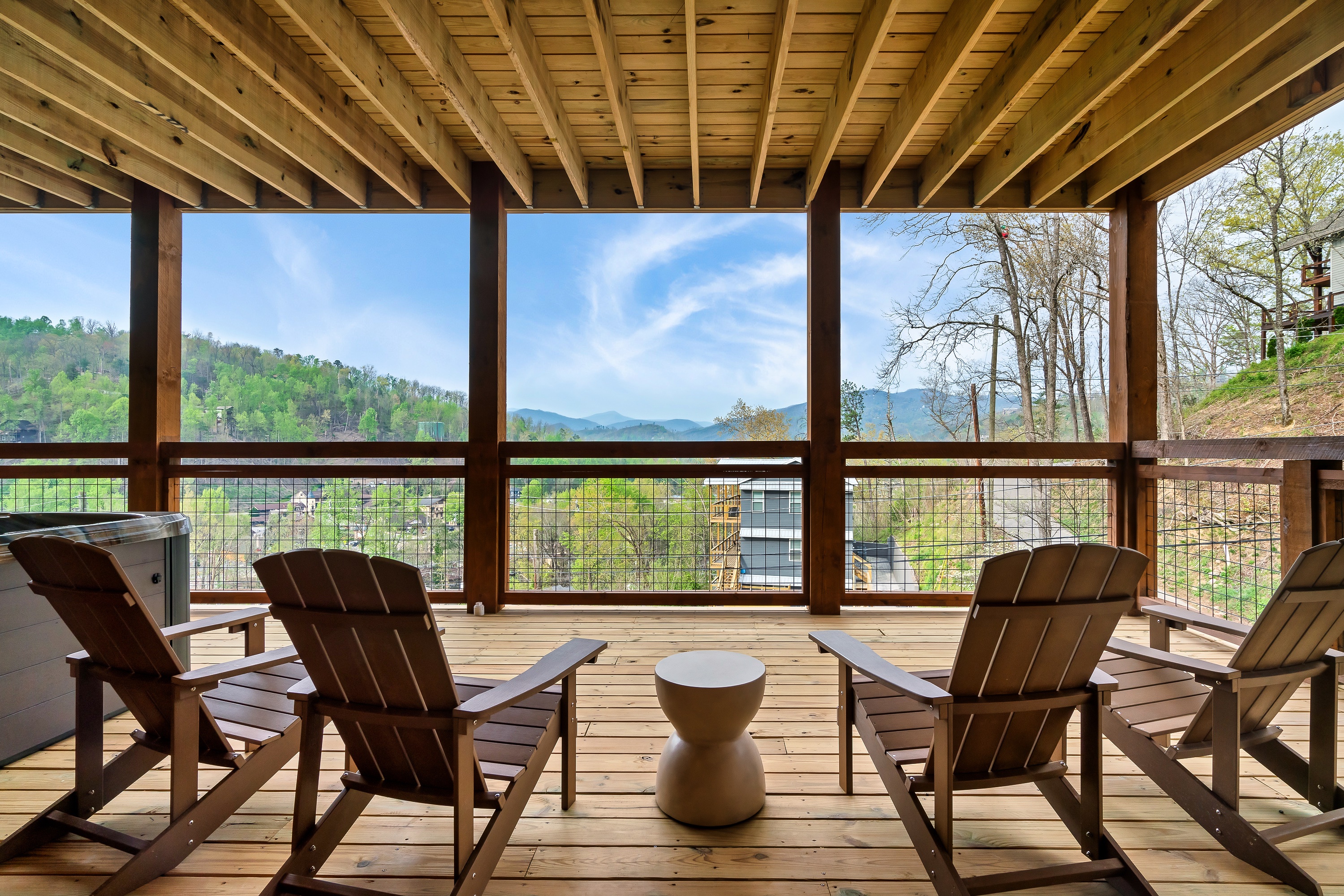 Gatlinburg, Tennessee, 37738, United States, 5 Bedrooms Bedrooms, ,4 BathroomsBathrooms,Residential,For Sale,1920322