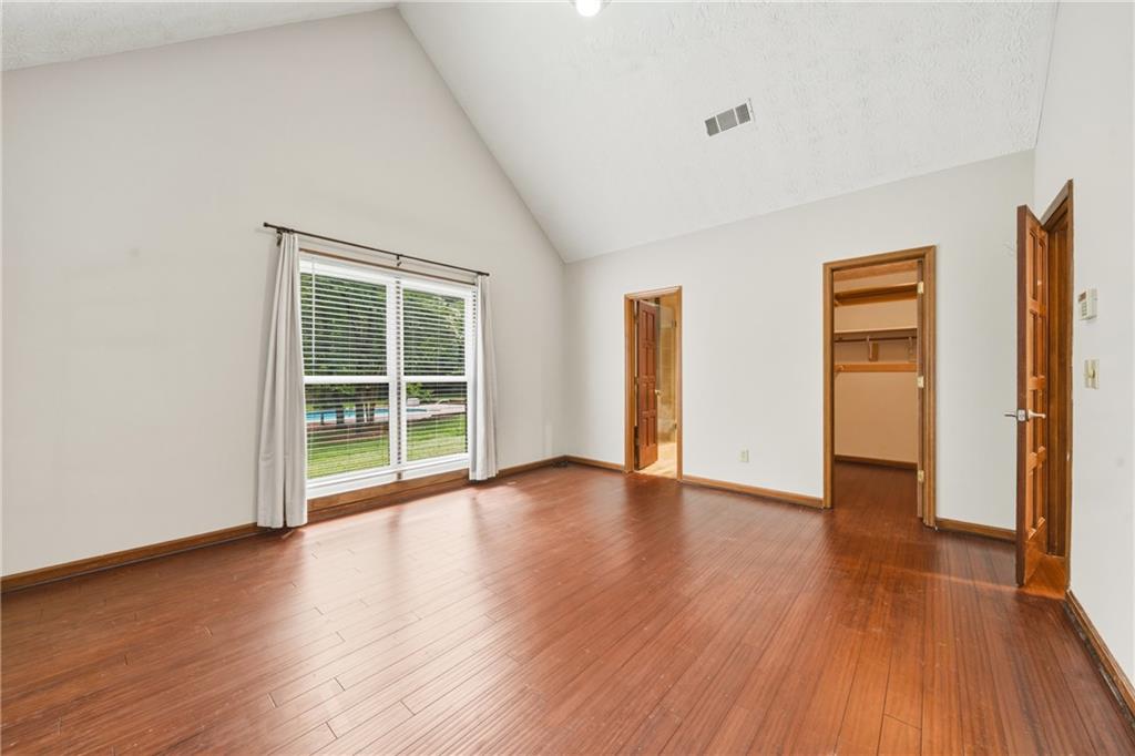 Roswell, Georgia, 30076, United States, 4 Bedrooms Bedrooms, ,3 BathroomsBathrooms,Residential,For Sale,2049337